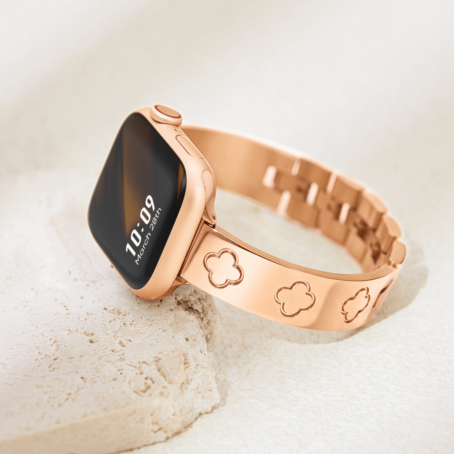 LOVE LUCK Four-Leaf Clover Bracelet for Apple Watch